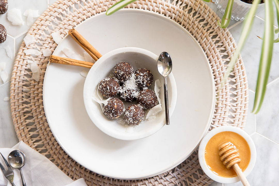 Cinnamon Cacao raw energy balls